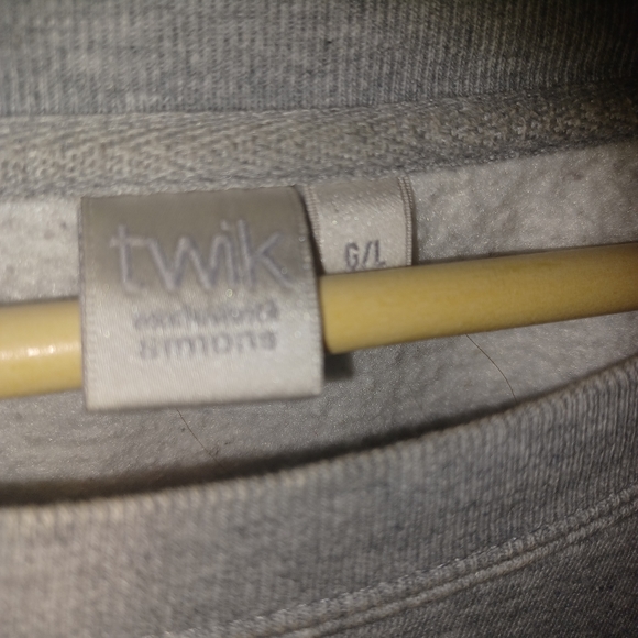 Sweatshirt - Picture 2 of 2